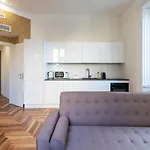 Luxury Apartment - Soperga 2